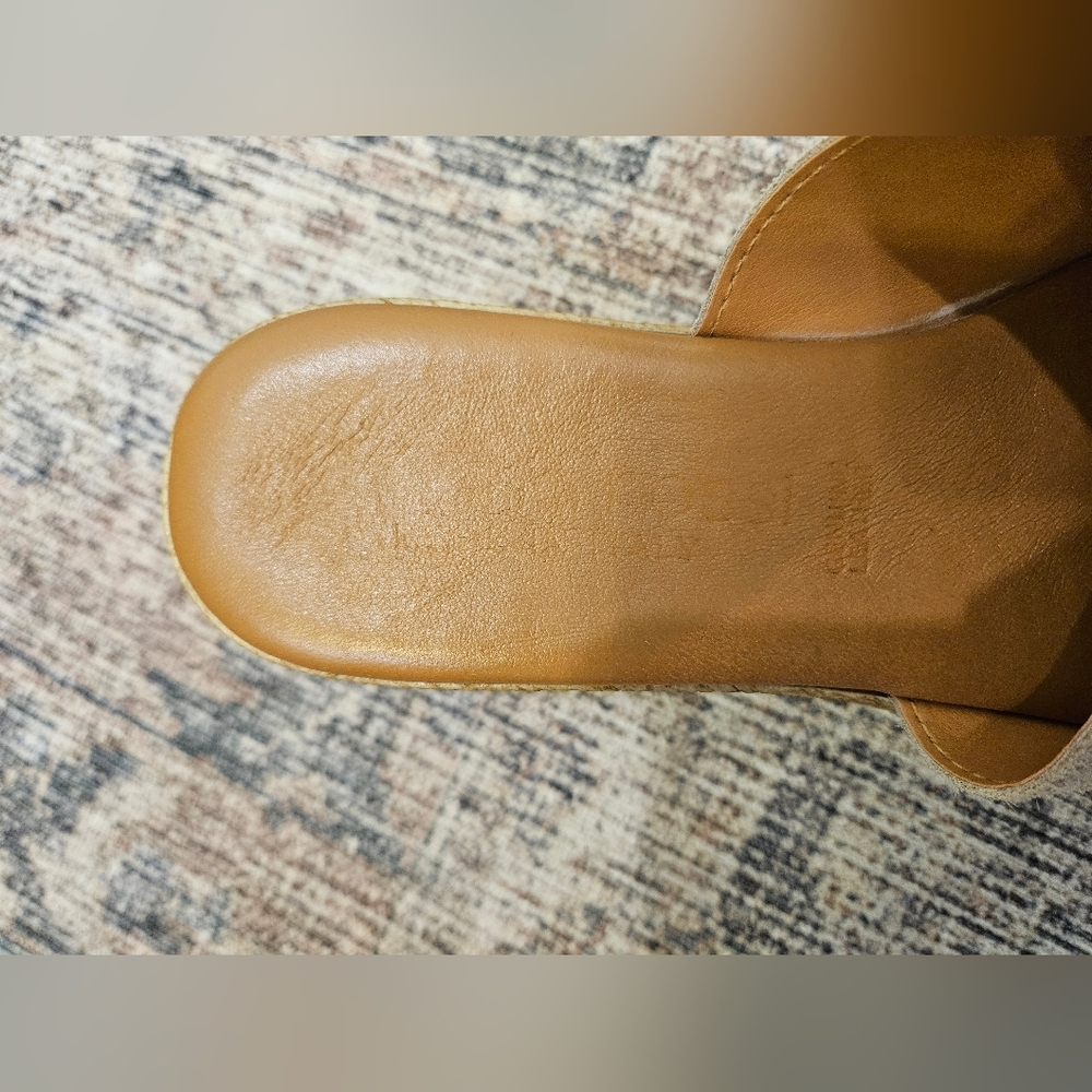 Sergio Rossi Suede Wedges - Picture 11 of 13